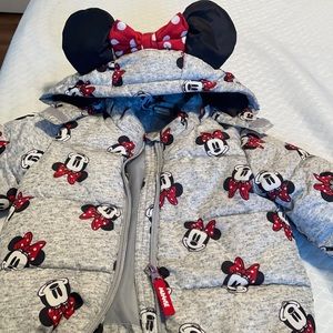 Minnie Mouse puffer jacket